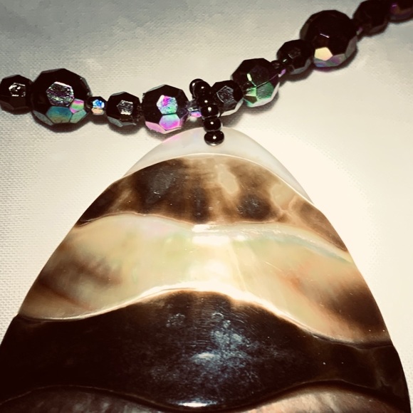 African Inspired Tear Drop Necklace - Picture 3 of 6